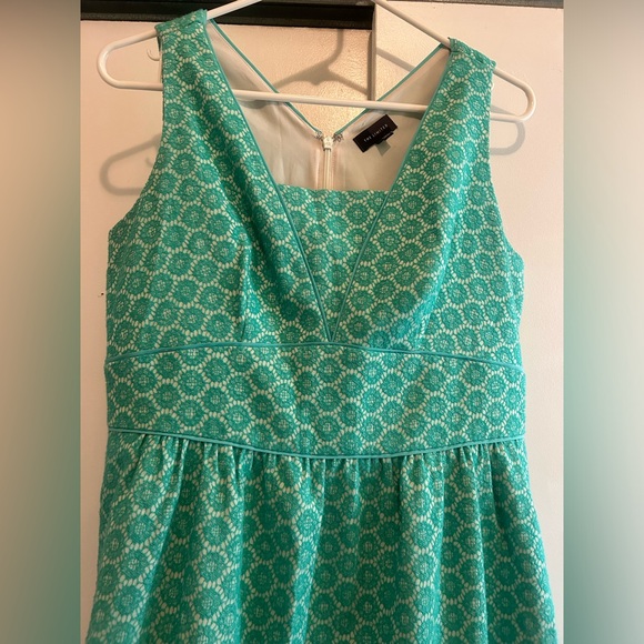 The Limited Beautiful Print Dress✨ - Picture 2 of 9